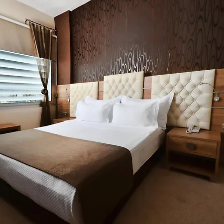 Hotell Orty Airport
