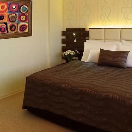 Hotel Orty Airport 4*