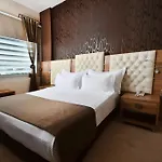 호텔 오티 에어포트