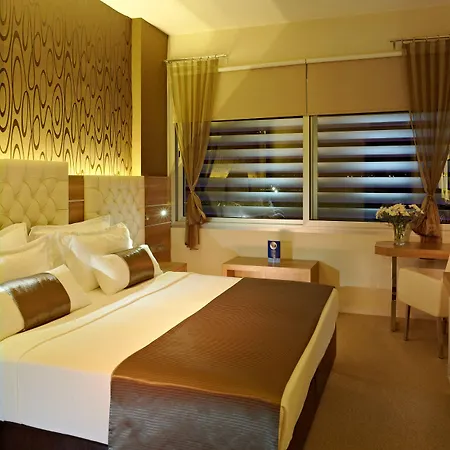 Hotell Orty Airport 4*