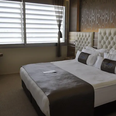 Orty Airport Hotell Izmir